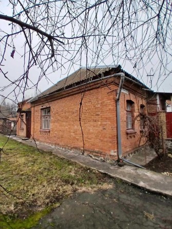 Частина будинку на Слов'янці, зручності, цент. вода,  поряд транспорт - фото 1