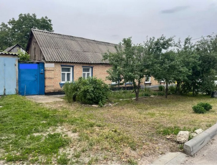 Пів будинку біля АТБ Катранівка. - фото 1