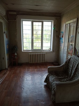 Продам пол-дома,р-н Гагарина, Юр.Академии - фото 1
