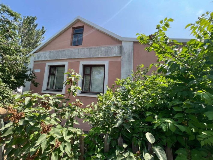 Продается дом в центре Корабельного, 3 ком., в/у, газ. Q - фото 1