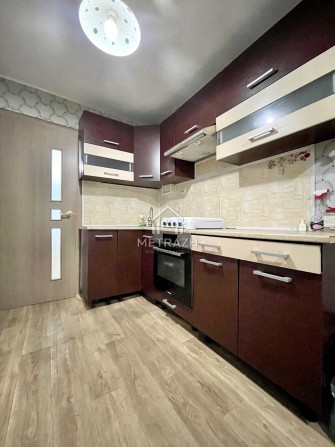 ПРОДАЄТЬСЯ 3-кімнатний будинок  в районі метро Вокзальна. 87642 - фото 1