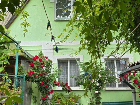 Продаётся кирпичный  дом на Основе Харків