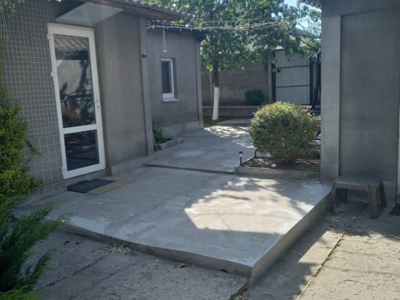 Продам домовладение Жихор 2 ,73 м КВ. Харьков