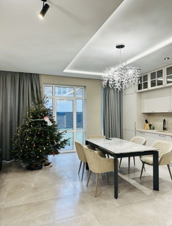 Продам будинок з ремонтом 132м.кв в с.Петропавлівська Борща. Власник - фото 1