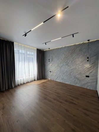 Дуплекс з ремонтом біля ліцею! Газ ‼️ 125 м2 | - фото 1