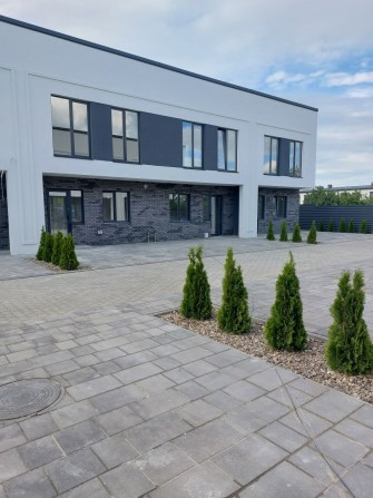Продаж  газифікованого таунхаусу з ремонтом, меблями та технікою! - фото 1