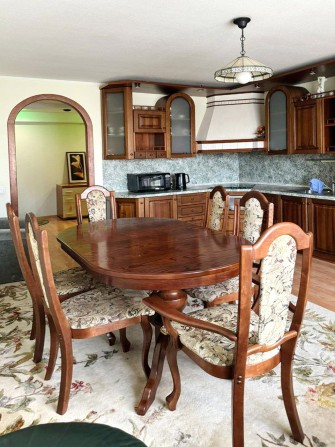 Продається 3 кім квартира у Святошинському районі, вул. Святошинська, 4 Метро "Святошин" - фото 1