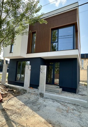 Продам дуже гарний сучасний якісний будинок П.Борщагівка - фото 1