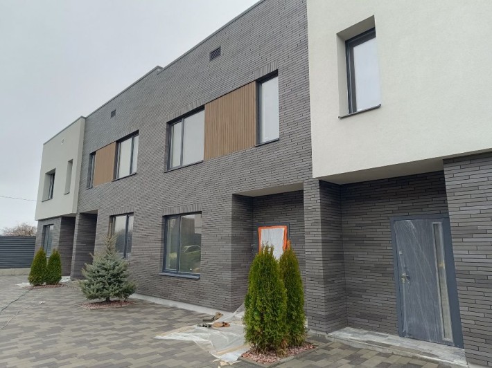 Продам таунхаус 115кв.м з центр.комунікаціями.Ділянка 1,5с.Без комісії - фото 1