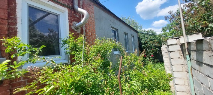 Продам отличный кирпичный дом с участком 6 соток. Можно по сертификату - фото 1