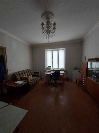 Продам 1/2 будинка по вул. Якіра, початок, поруч м. Захисників Україні - фото 1