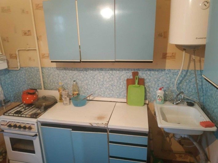 вул. Водопровідна 62. Косметичний ремонт. 36 м.кв. Зручний 2 поверх. - фото 1