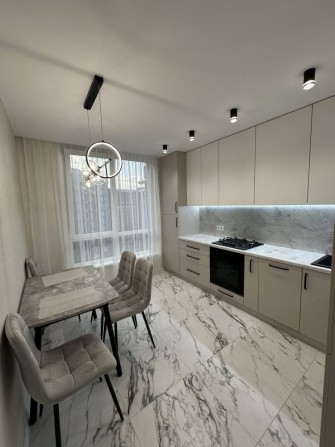 ПЕРША ЗДАЧА Оренда 1 кім квартира ЖК Family Plaza Центр - фото 1