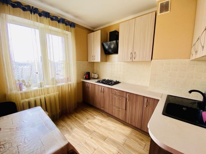 Здам 2 кімнатну квартиру в Центрі міста - фото 1