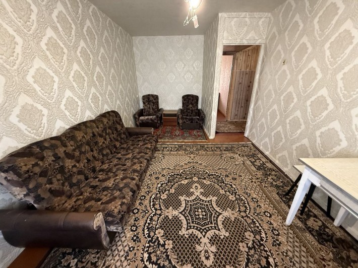 Здам 2 кім на Республіканській 5000 - фото 1