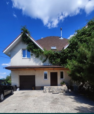 Будинок подобово 250м² Басейн, сауна, ліс, річка, зелена зона - фото 1