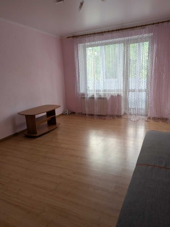 Довгострокова оренда 1 кімнатної квартири в центрі міста - фото 1