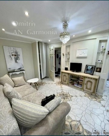 Центр, 2 кімнатна 15000грн - фото 1