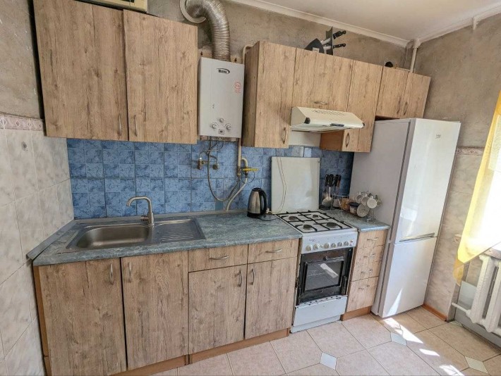 Здам 1 кімнатна квартира біля залізничного вокзалу - фото 1