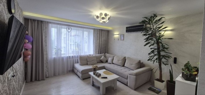 Оренда 3-кім.квартири, р-н Покровського собору - фото 1