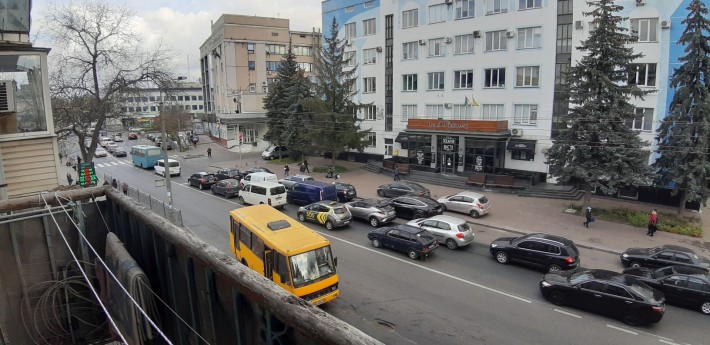 Здам квартиру в центрі міста - фото 1