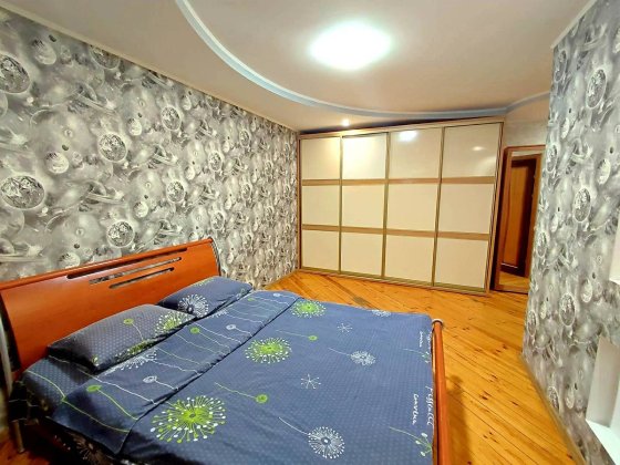 1 кім. квартира. На місяць і більше. Район "Чайка". ВЛАСНИК.