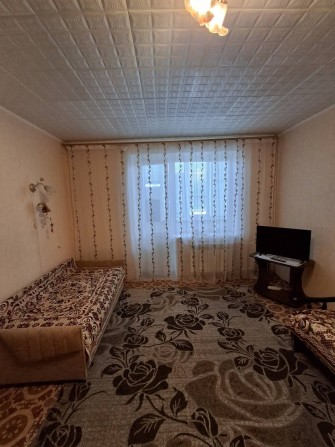 З 04.07. 1-кімн.Кв.Центр.З двома балконами.. - фото 1
