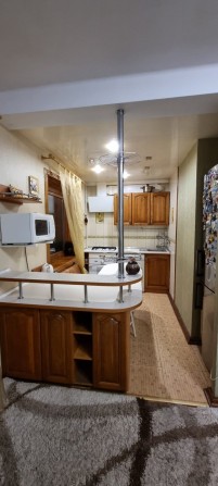 Сдам,реальную,1к.с балк.12кв.м,космос, р-он парка,Варуса-7000 - фото 1