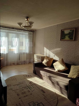Сдам 1 комнатную  косметический ремонт все есть - фото 1