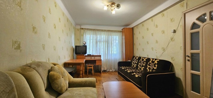 Оренда 1к.кв на вул. Шкільна( Олександрівського р-ну), " Малий ринок " - фото 1