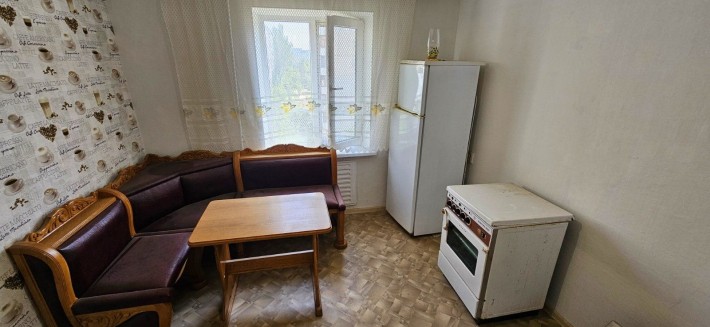 Оренда великої 1к.кв на Космосі вул. Олімпійська - фото 1