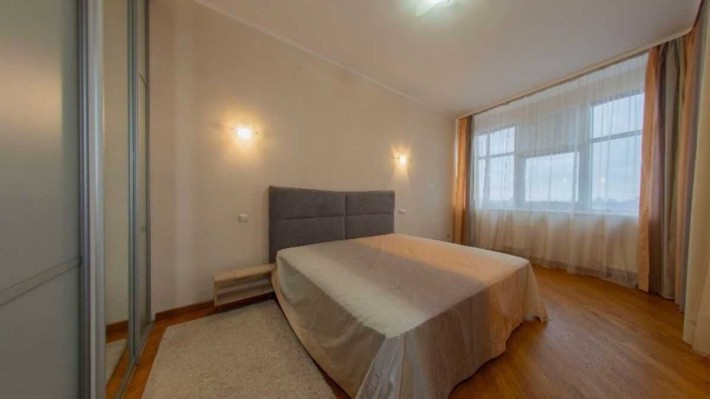 Аренда квартиры 4к (150 м2) Центр, Богдана Хмельницкого 41 - фото 1