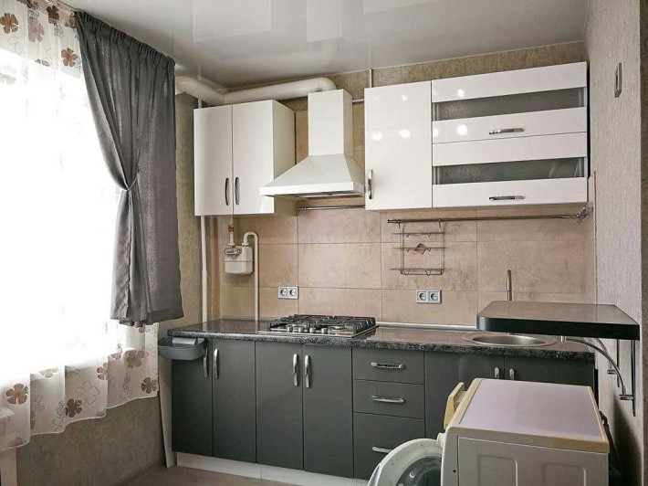 Сдам 1к квартиру Парус Комму Красный Камень  ремонт - фото 1