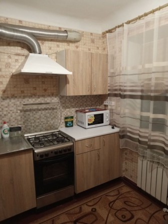 Сдам 2х квартиру центр - фото 1