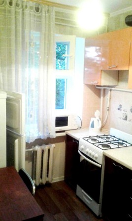 ЗДАМ 1 кімн кв Соляні,Центр р-он,3\5 цегла,ремонт,газ колонка - фото 1
