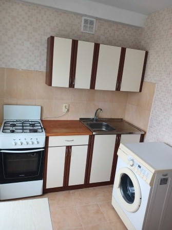 Сдам 1-комнатную квартиру в Космическом микрорайоне 6000 грн. - фото 1
