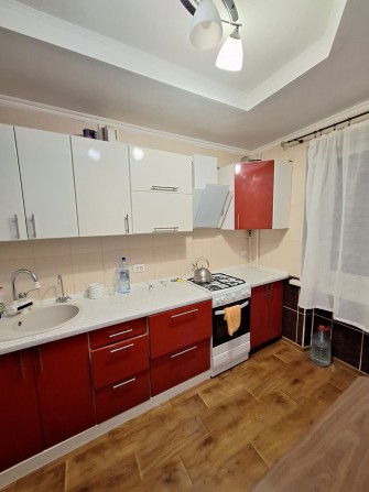 Сдается 3 ком кв Корабельный р-н пр.Богоявленский 325 . 
Кора - фото 1