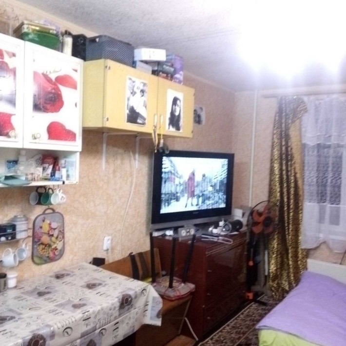 Аренда 2к.кв гостинку см.м. Киевская - фото 1