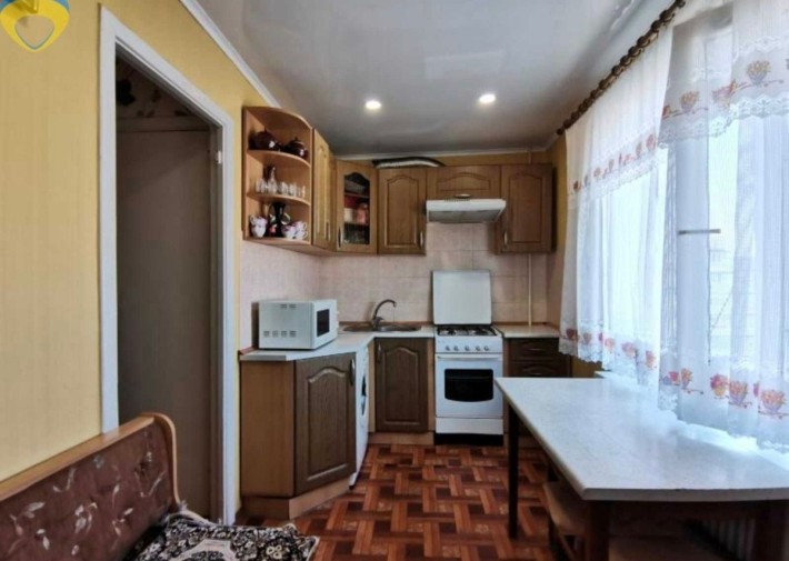 Оренда 3х кімнатної квартири у Комунарському р-ні (Космічна 93) - фото 1