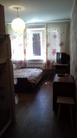 Сдам в аренду квартиру студию гостинка - фото 1
