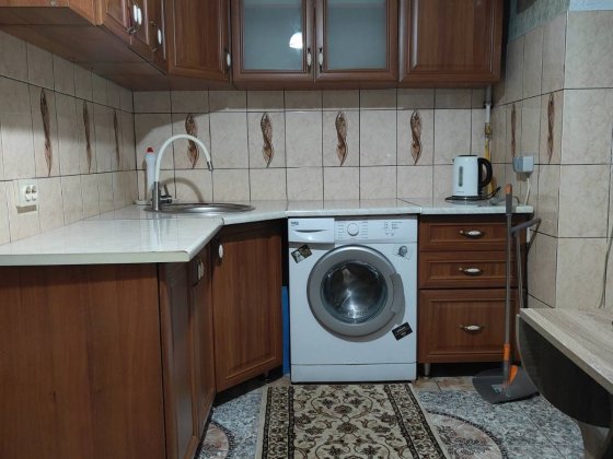 Однокімнатна квартира подобово, м Берегово, біля басейнів Берегове