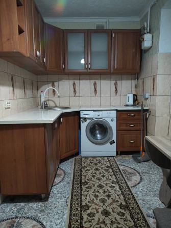 Однокімнатна квартира подобово, м Берегово, біля басейнів - фото 1