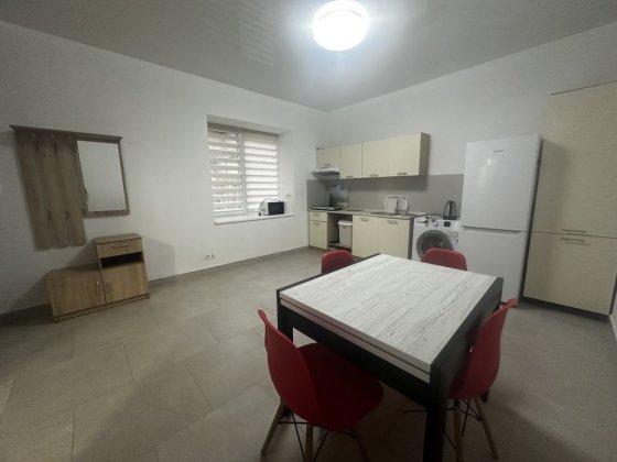 Подобова оренда житла - ЦЕНТР - вільна Берегове