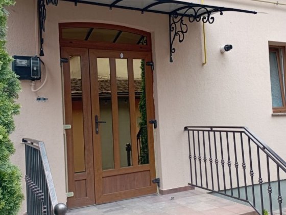 Квартира на 2 осіб, вілно від  22 серпня Берегово