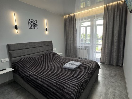 2к ЛЮКС квартира подобово біля Сім’ї | Постійна вода!Новый ремонт!