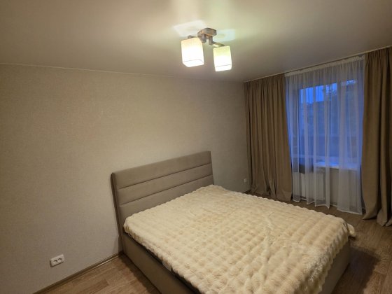 Подобово квартира Ізюм, з 21.08 Ізюм