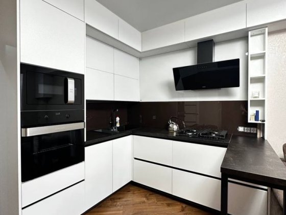 Посуточная аренда , первая линия моря ! Чорноморськ