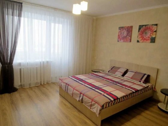 Нова квартира Подобово . Погодинно. Центр. м.Кам'янець-Подільський. Кам'янець-Подільський