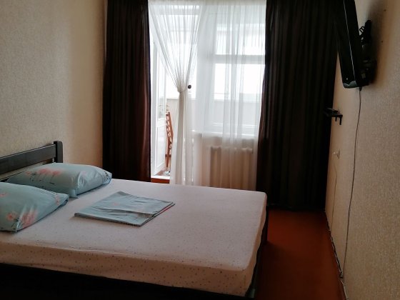 Здам подобово  свою 2х кімнату квартиру, Чорноморськ