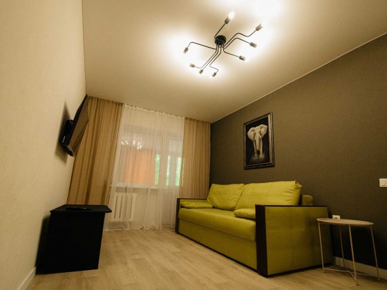 СДАМ/ПОСУТОЧНО/АРЕНДА 2к квартира 2000грн. в Черноморске Чорноморськ